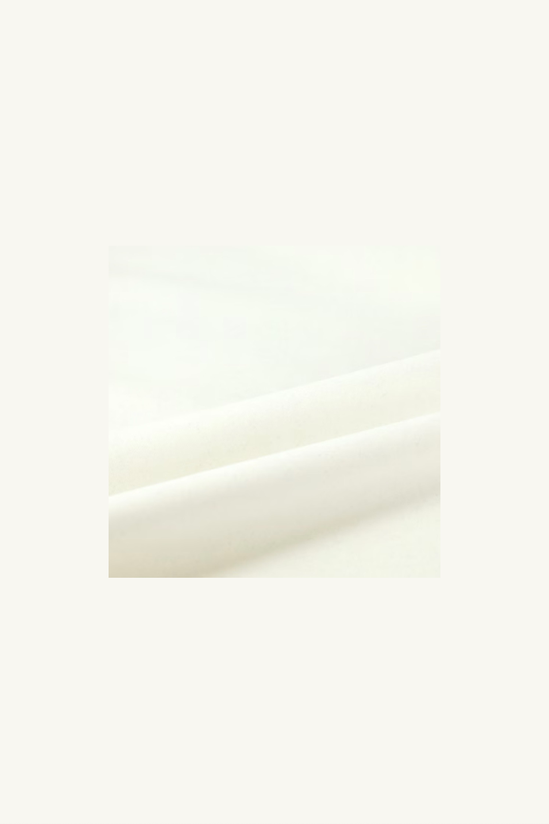 Hélène | Textile | Swan | 
白鳥のような滑らかなベロア、優美な白。
On Elegance .